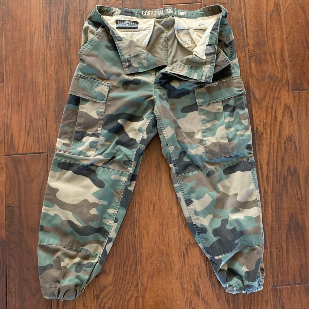 Camouflage Cargo Utility Style Joggers size M